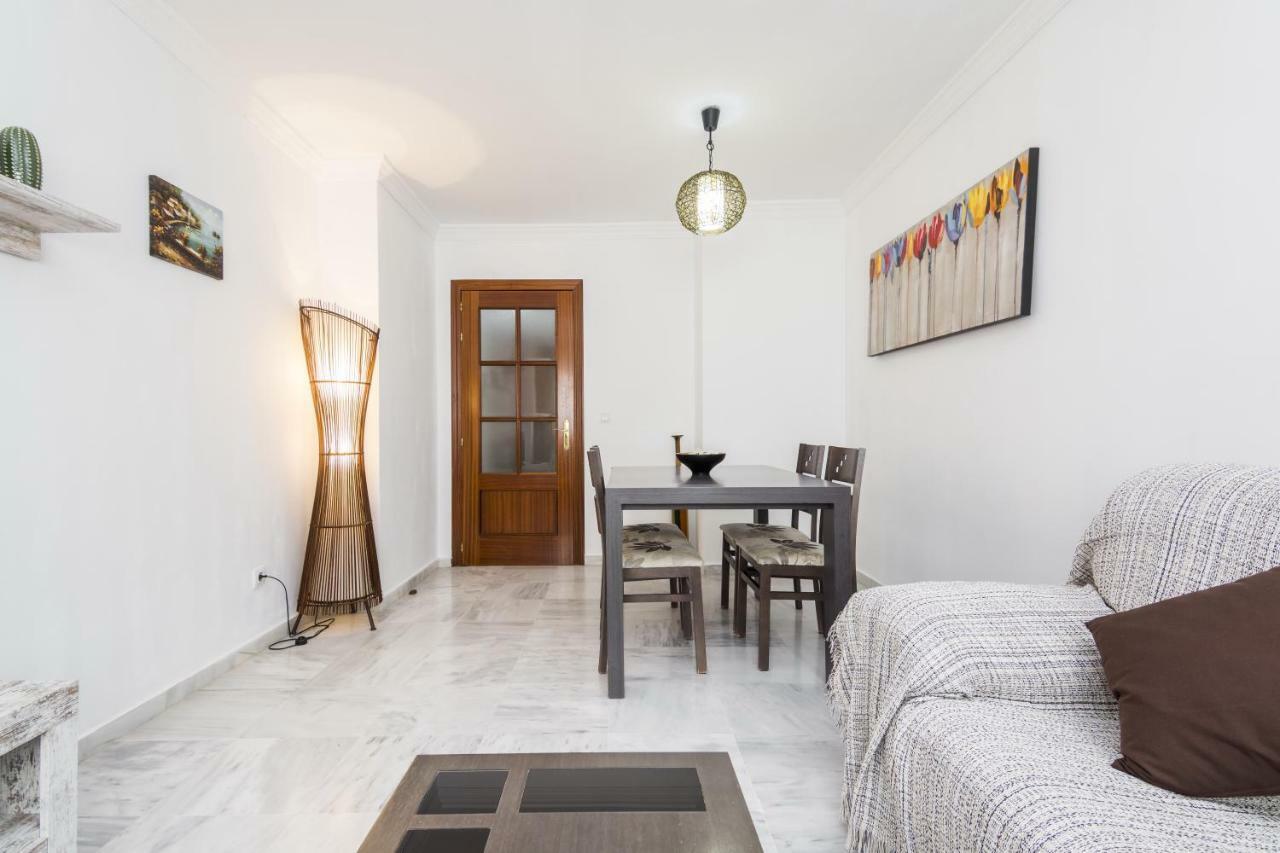 Apartamento Alaska Málaga Esterno foto